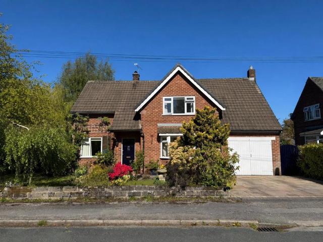 3 bedroom detached house for sale