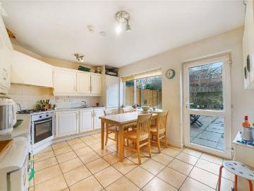 Holloway, London, Greater London - Garden