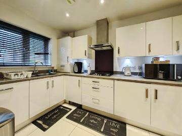 3 bedroom house for sale