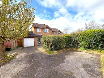 House for sale in Burhill - Garden, Equipped kitchen