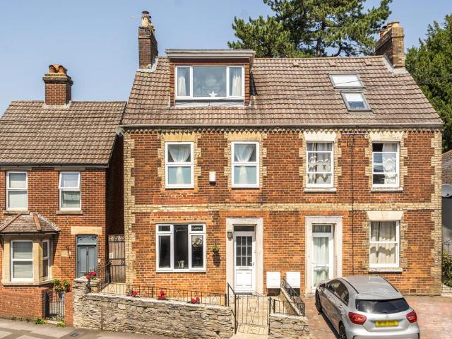 3 bedroom house for sale