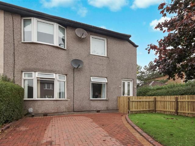 3 bedroom flat for sale
