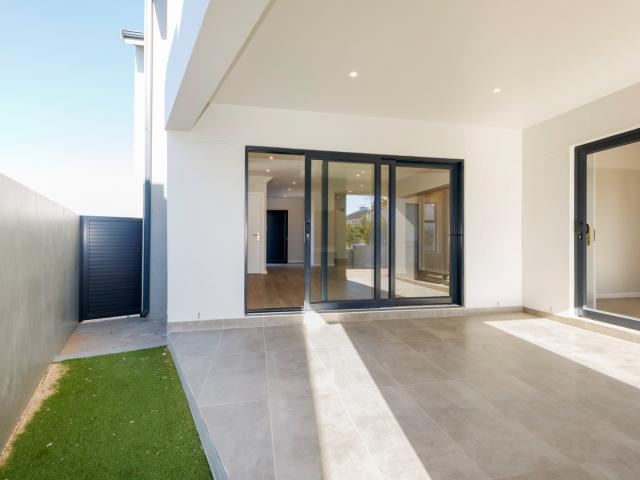 3 Bedroom House For Sale in Country Club
