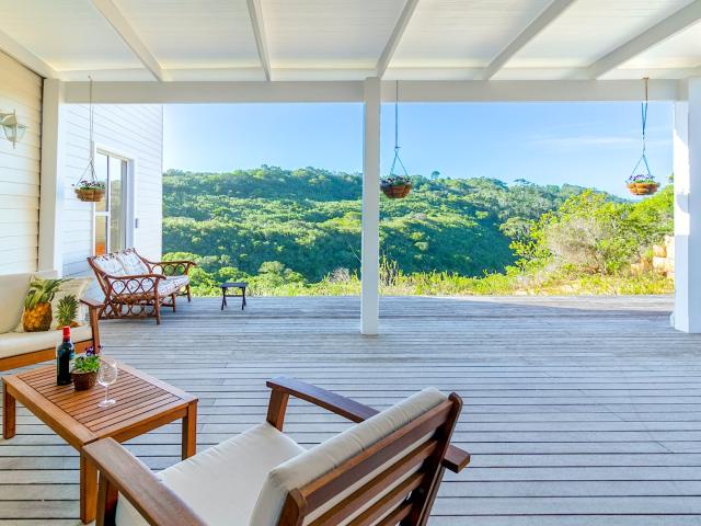 3 Bedroom House For Sale in Cola Beach