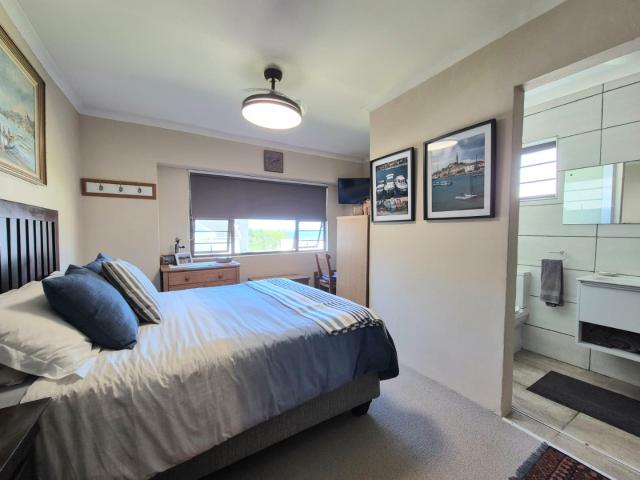 3 Bedroom House For Sale in Cintsa West