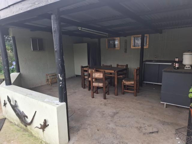 3 Bedroom House For Sale in Crystal Park
