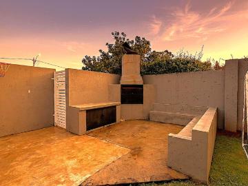 3 Bedroom House For Sale in Craighall Park