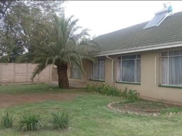 3 Bedroom House For Sale in Cresslawn