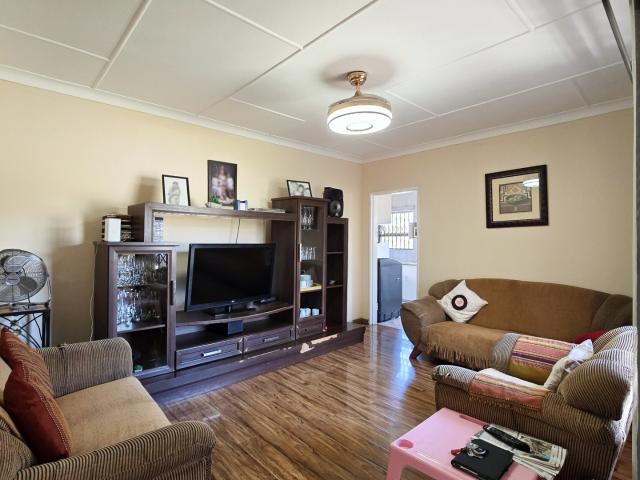 3 Bedroom House For Sale in Amalinda