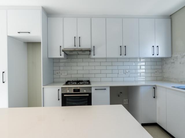 3 Bedroom House For Sale in Aan de Wijnlanden