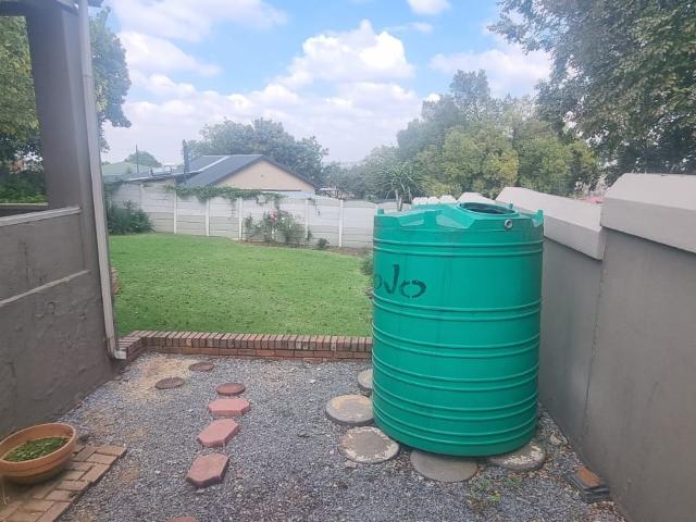 3 Bedroom House For Sale in Alberton North