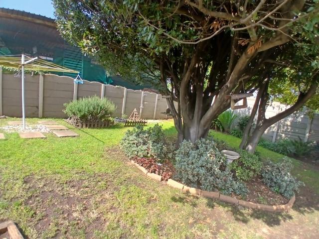 3 Bedroom House For Sale in Alberton North