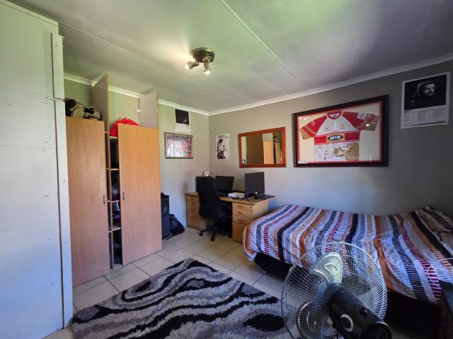 3 Bedroom House For Sale in Albertsdal