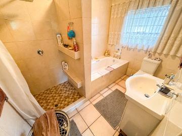 House for sale in Vosloorus - Swimming pool