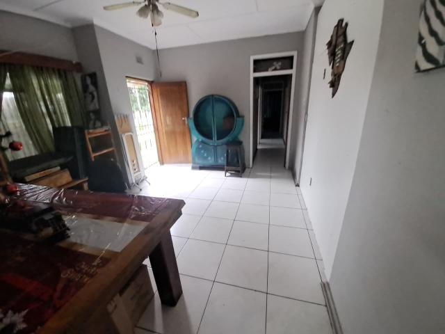 3 Bedroom House For Sale in Arboretum