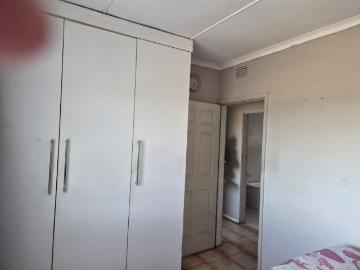 3 Bedroom House For Sale in Astra Park