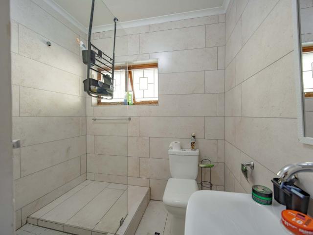 3 Bedroom House For Sale in Atholl Heights