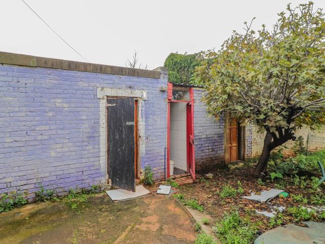 3 Bedroom House For Sale in Auckland Park