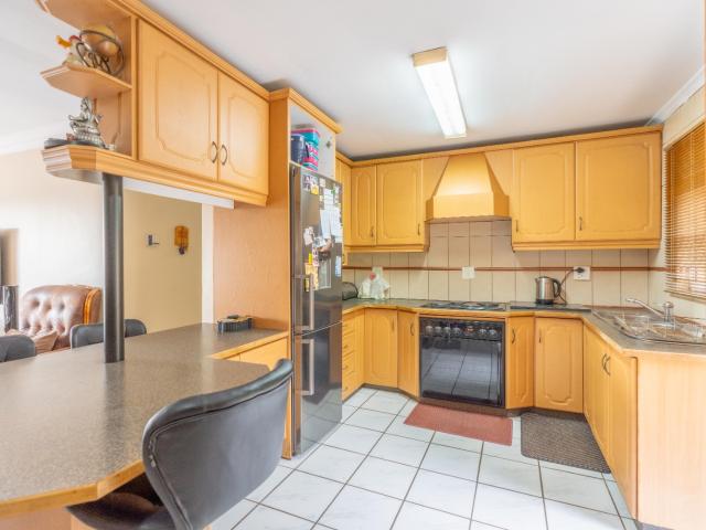 3 Bedroom House For Sale in Avoca