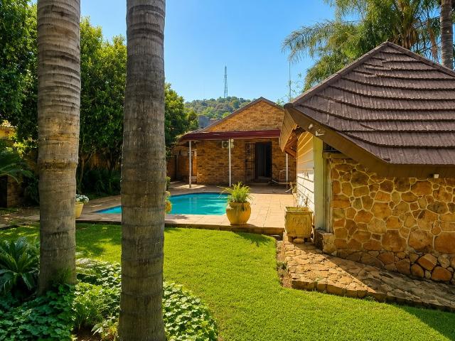 3 Bedroom House For Sale in Azalea Park