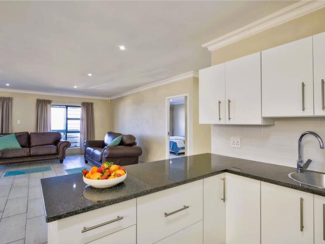 3 Bedroom House For Sale in Boggomsbaai