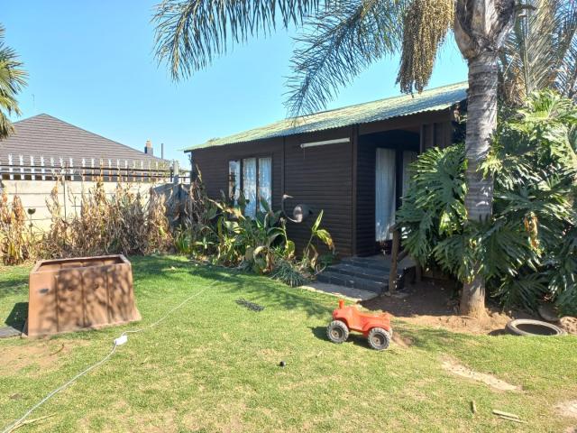 3 Bedroom House For Sale in Boksburg North