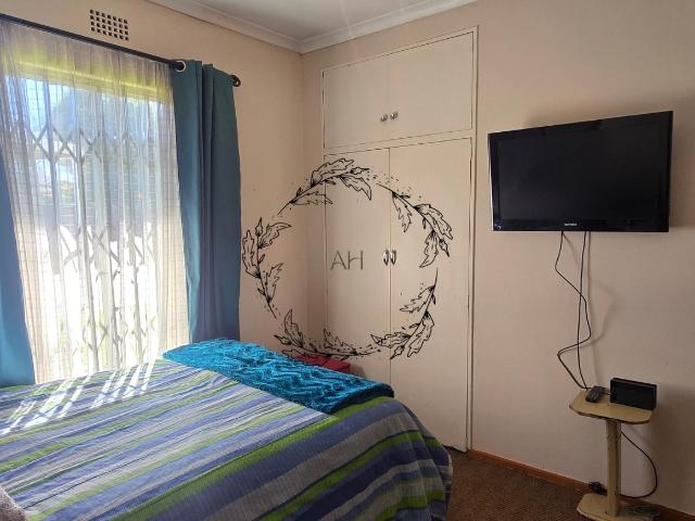 3 Bedroom House For Sale in Bonaero Park