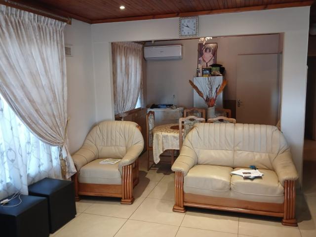 3 Bedroom House For Sale in Bonela