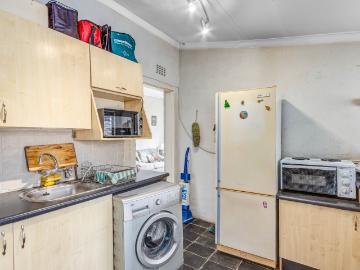 3 Bedroom House For Sale in Bordeaux