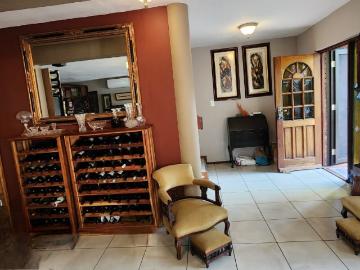 3 Bedroom House For Sale in Bayswater