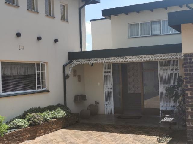3 Bedroom House For Sale in Balfour