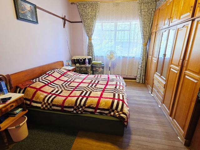 3 Bedroom House For Sale in Bezuidenhout Valley