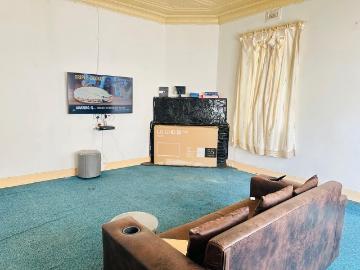 3 Bedroom House For Sale in Bezuidenhout Valley