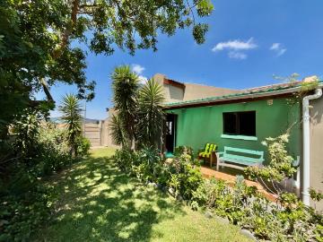3 Bedroom House For Sale in Beacon Hill