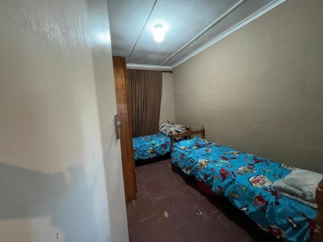 3 Bedroom House For Sale in Beacon Valley