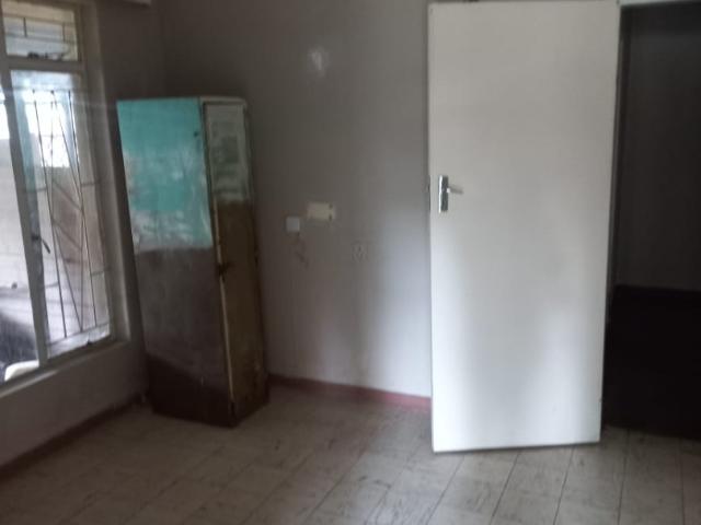 3 Bedroom House For Sale in Bela