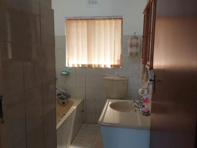 3 Bedroom House For Sale in Bellair