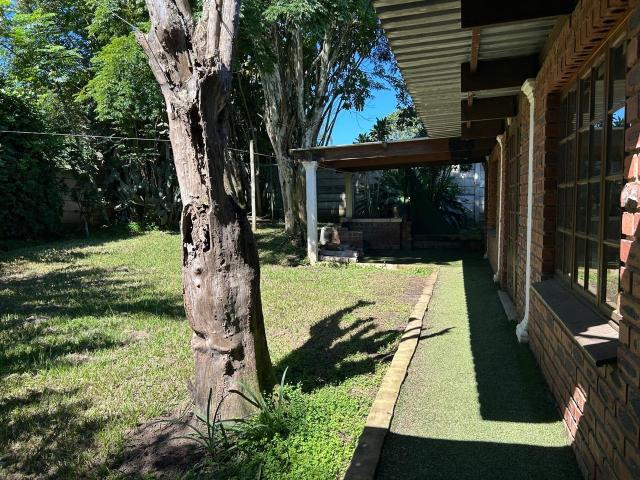 3 Bedroom House For Sale in Bellevue