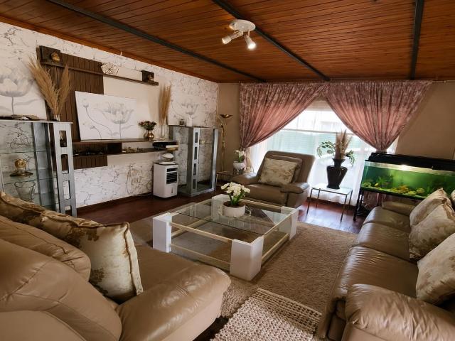 3 Bedroom House For Sale in Benoni Central