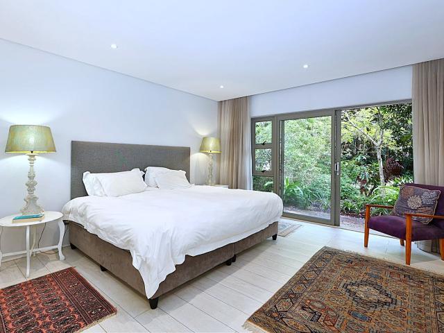 3 Bedroom House For Sale in Benmore Gardens