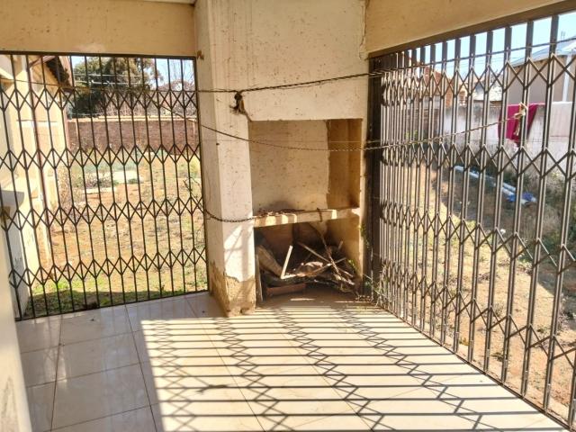 3 Bedroom House For Sale in Bergsig