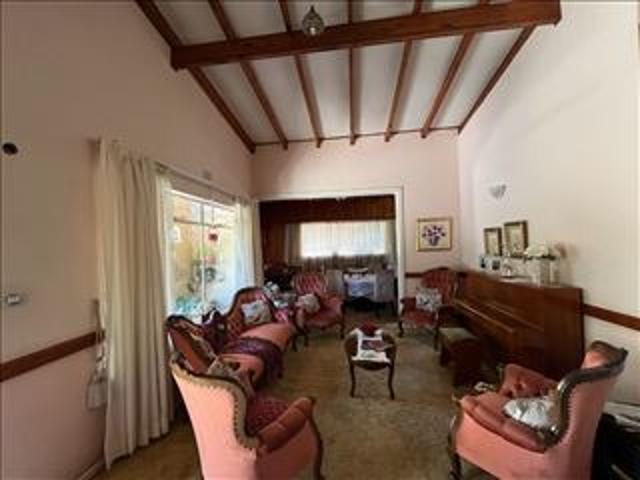 3 Bedroom House For Sale in Birch Acres