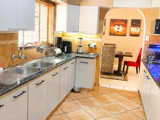 3 Bedroom House For Sale in Birch Acres