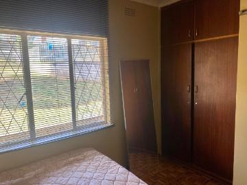 3 Bedroom House For Sale in Bisley