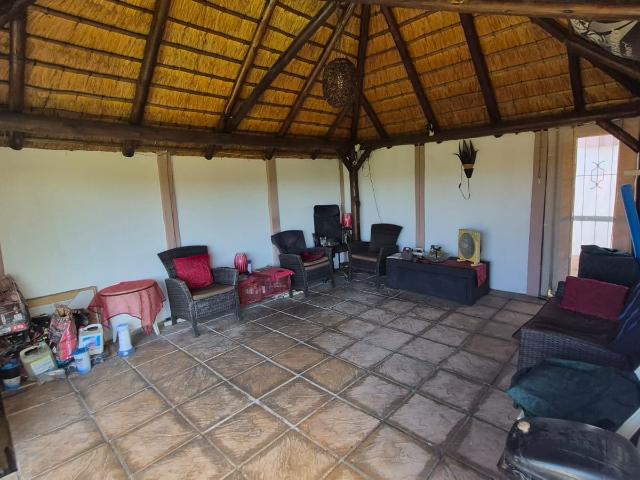 3 Bedroom House For Sale in Bluff