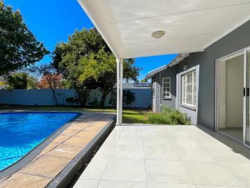 3 Bedroom House For Sale in Blairgowrie