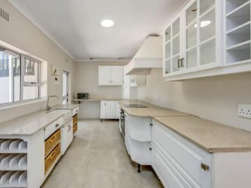 3 Bedroom House For Sale in Blairgowrie