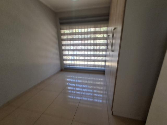 3 Bedroom House For Sale in Brackendowns