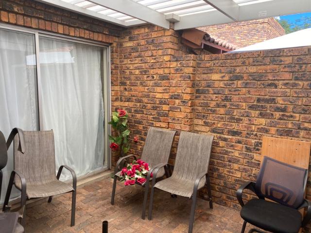 3 Bedroom House For Sale in Brackendowns