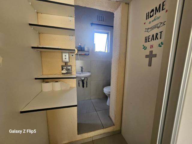 3 Bedroom House For Sale in Brackendowns